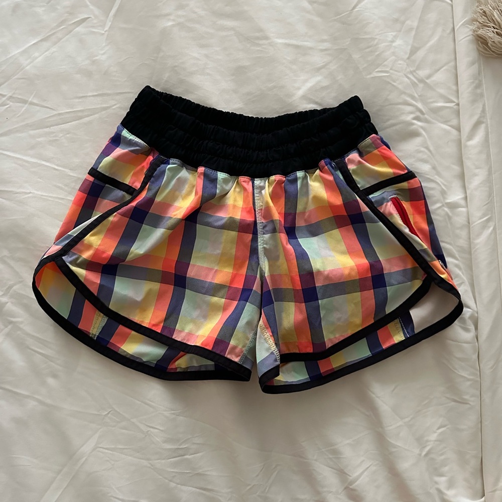 Lululemon Seawheeze Run Track Attack Shorts - size 4
